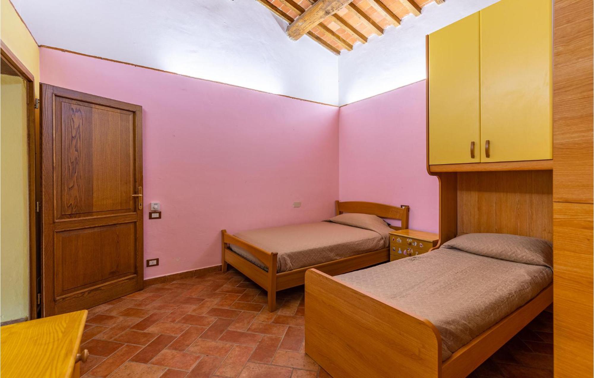 Awesome Home In Marliana With Kitchenette Dış mekan fotoğraf