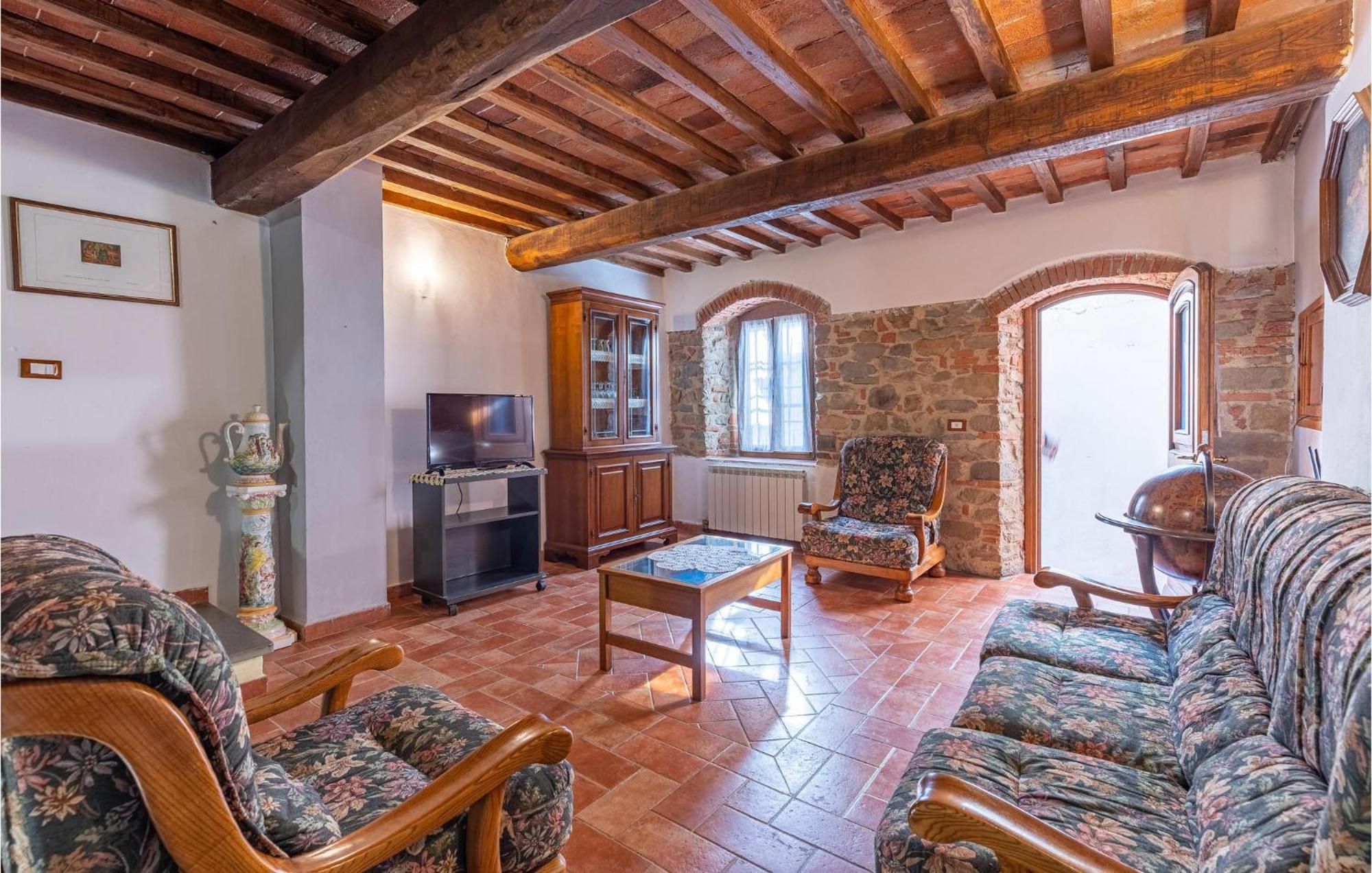Awesome Home In Marliana With Kitchenette Dış mekan fotoğraf
