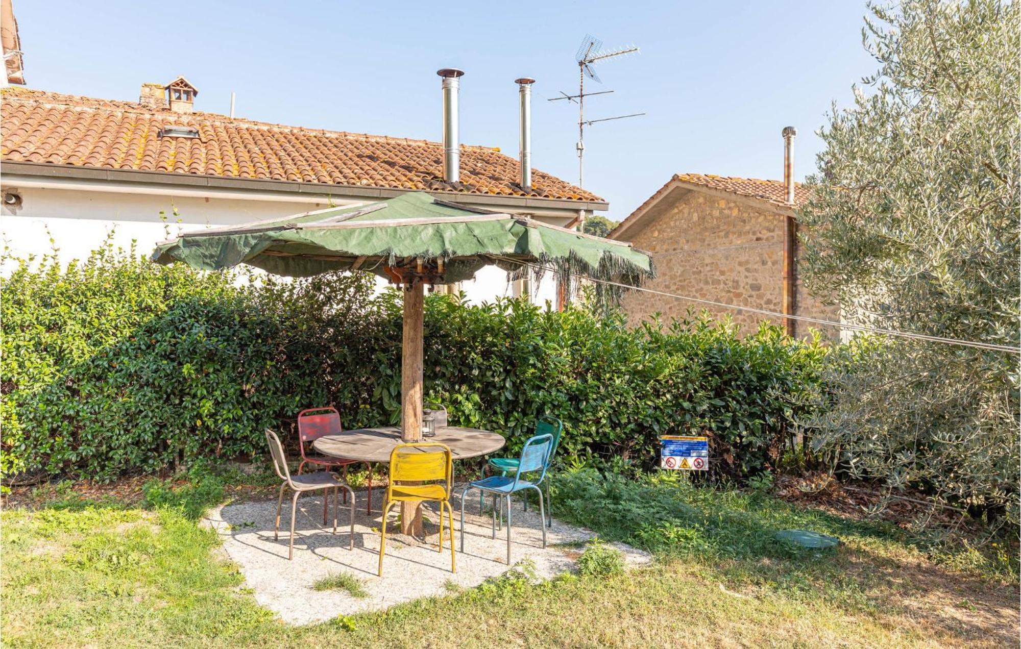 Awesome Home In Marliana With Kitchenette Dış mekan fotoğraf