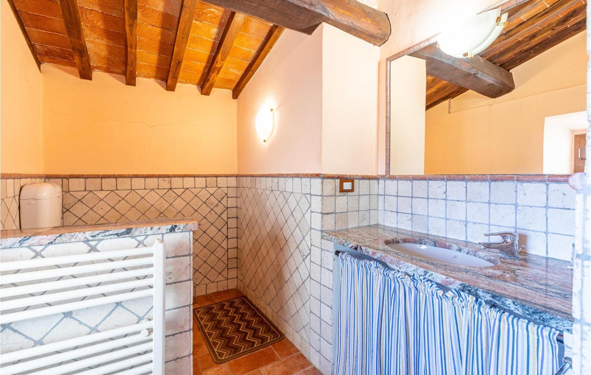 Awesome Home In Marliana With Kitchenette Dış mekan fotoğraf