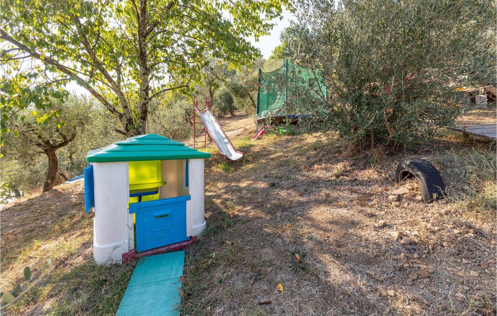 Awesome Home In Marliana With Kitchenette Dış mekan fotoğraf